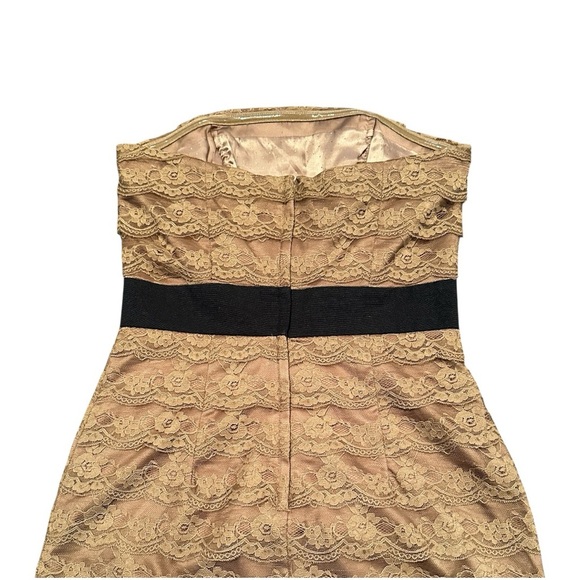 H&M, WOMENS LACE BODYCON DRESS. STRAPLESS WITH BLACK BANDING. SIZE 4 - Picture 4 of 7